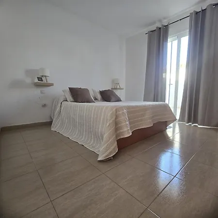 Dos Orillas Apartman *
